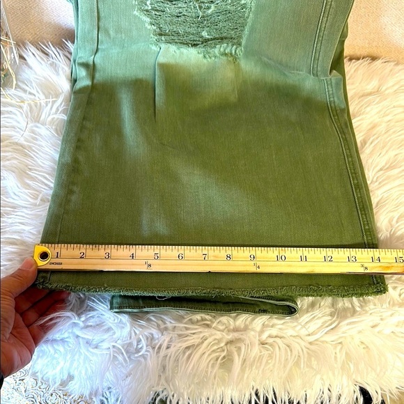 Blakely Olive Green distressed Jeans - Picture 9 of 11